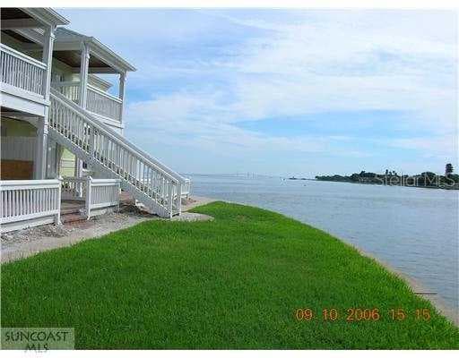 5245 Coquina Key DRIVE UNIT 5245a St Petersburg, FL 33705