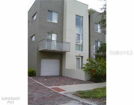 363 4th AVENUE S St Petersburg, FL 33701