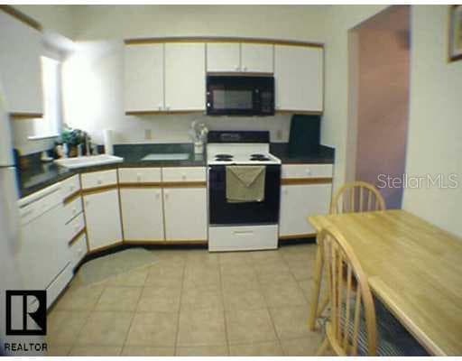 5567 SEA FOREST UNIT 120 NEW PORT RICHEY, FL 34652