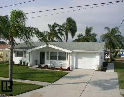 1330 Chancellor DRIVE Holiday, FL 34690