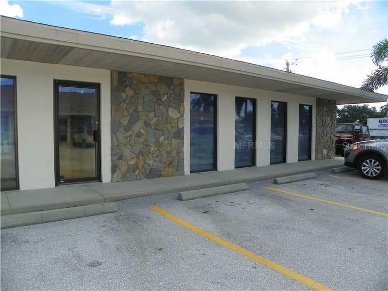 6404 MANATEE AVENUE W UNIT M BRADENTON, FL 34209