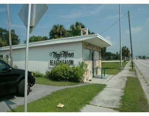 9931 US 41 HIGHWAY S Gibsonton, FL 33569