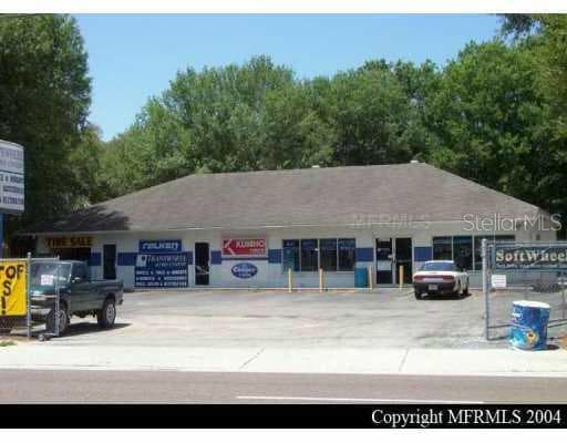 17510 N US 41 HIGHWAY Lutz, FL 33549