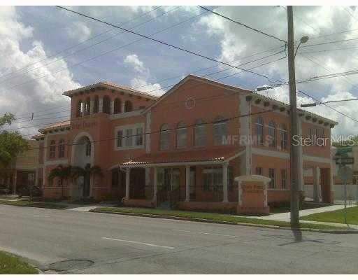 912 W PLATT STREET TAMPA, FL 33606