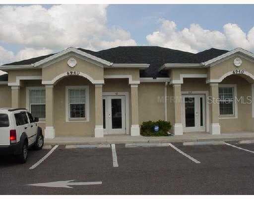 6912 W LINEBAUGH AVENUE Tampa, FL 33625