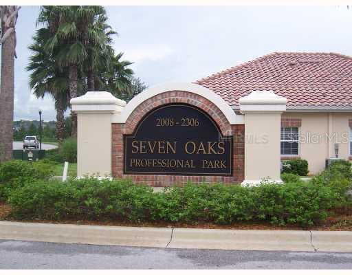 2204 ASHLEY OAKS CREEK WESLEY CHAPEL, FL 33543