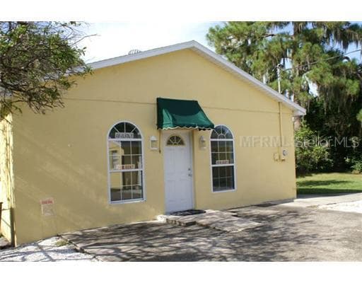 203 W SHELL POINT ROAD RUSKIN, FL 33570