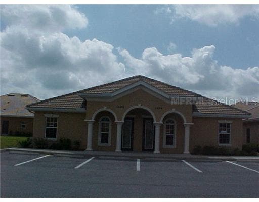 1130 KYLE WOOD LANE BRANDON, FL 33511