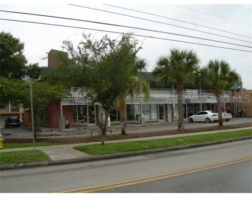 500 S HOWARD AVENUE TAMPA, FL 33606