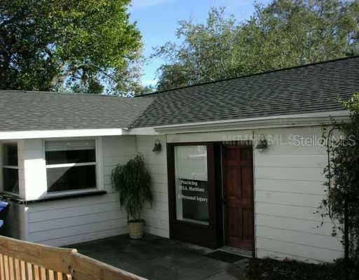 2620 W KENNEDY Tampa, FL 33609