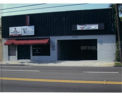 2108 W KENNEDY BOULEVARD TAMPA, FL 33606