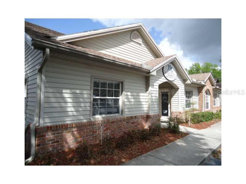 E BLOOMINGDALE AVENUE UNIT B BRANDON, FL 33511