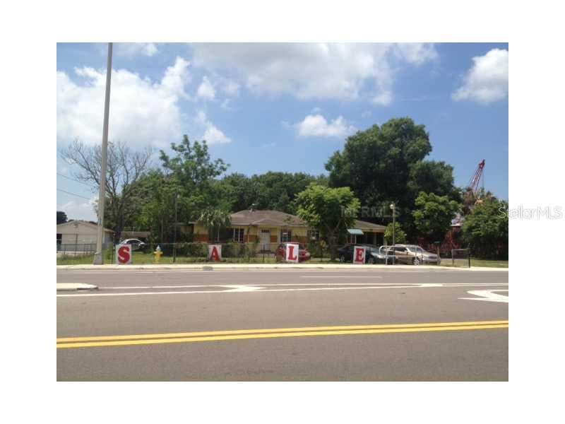 5329 CAUSEWAY BOULEVARD TAMPA, FL 33619