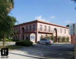 2935 1st AVENUE N St Petersburg, FL 33713