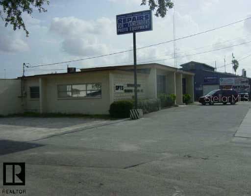 1750 9th AVENUE N St Petersburg, FL 33713