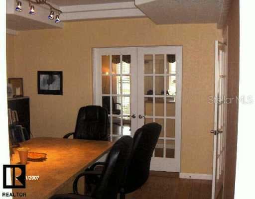5511 Central AVENUE N St Petersburg, FL 33710