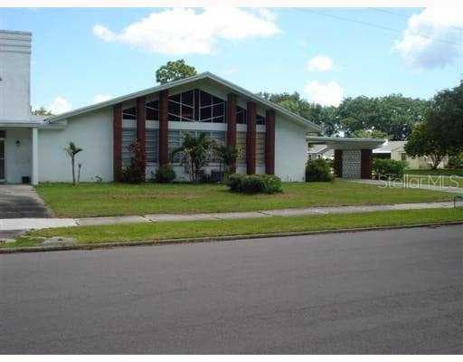 5048 10th STREET N St Petersburg, FL 33703