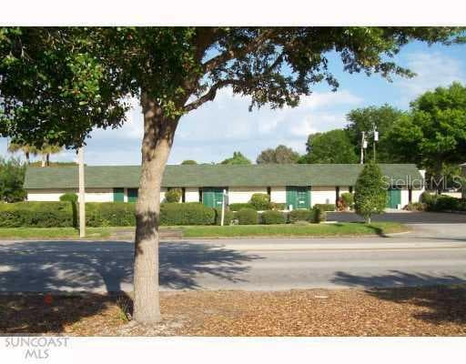 7327 Dr.Martin Luther King STREET N St. Petersburg, FL 33702