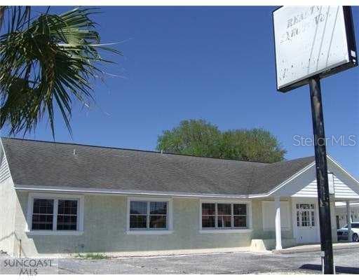 2715 West Bay DRIVE Belleair Bluffs, FL 33770
