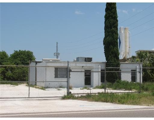 9213 DENTON AVENUE HUDSON, FL 34667