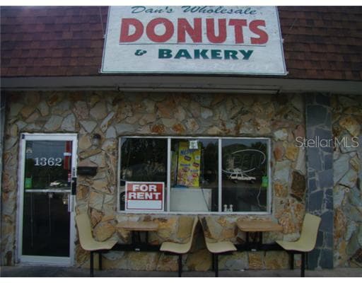 1360 ALTERNATE HWY 19 Holiday, FL 34691