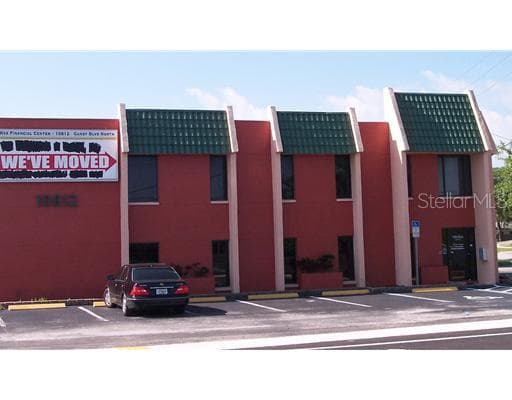 10812 GANDY BOULEVARD N ST PETERSBURG, FL 33702