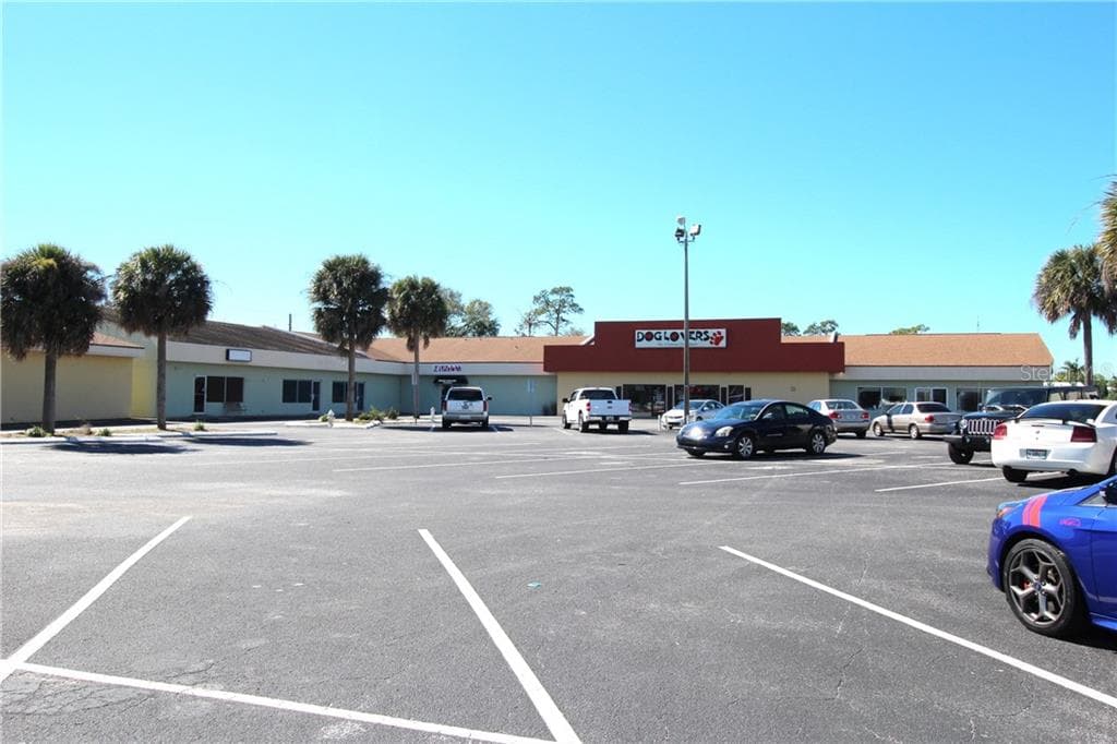 39920 US HIGHWAY 19 N TARPON SPRINGS, FL 34689