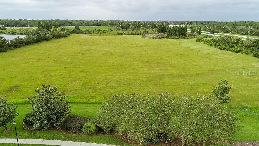 CARILLON BOULEVARD LAKELAND, FL 33811