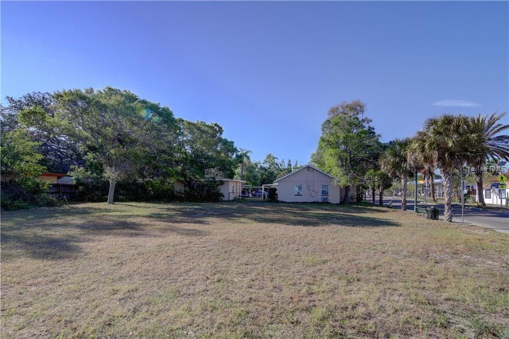 CLEARWATER LARGO RD & 16 AVW N.W LARGO, FL 33770
