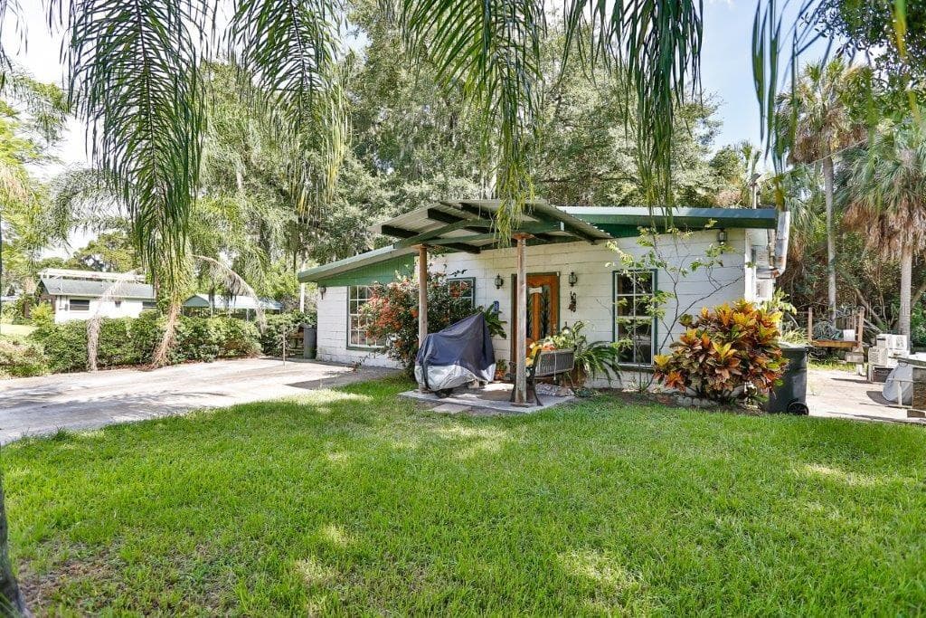 6109 ADAMS STREET GIBSONTON, FL 33534