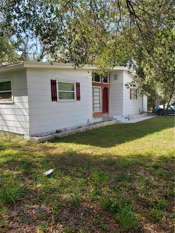 4301 E FRIERSON AVENUE TAMPA, FL 33610