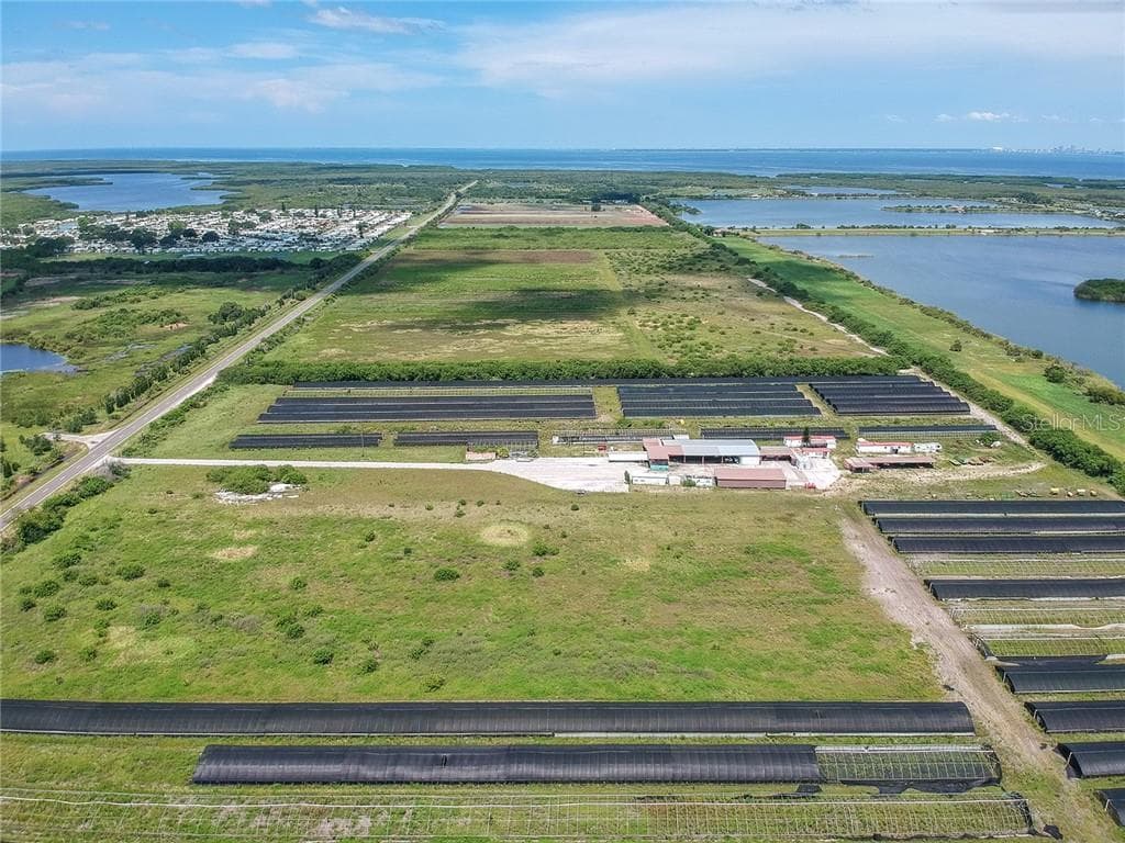 3633 COCKROACH BAY ROAD RUSKIN, FL 33570