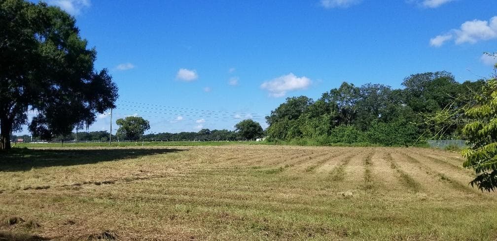 1820 E SR 60 & SMITH RYALS RD HWY PLANT CITY, FL 33567