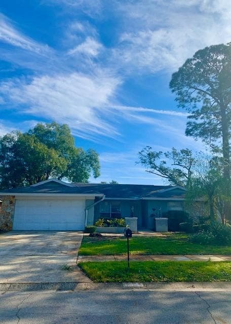 3541 FAIRWAY FOREST DRIVE