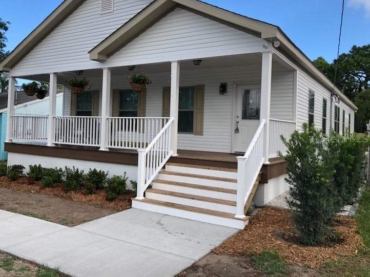 1530 INDIANA STREET DUNEDIN, FL 34698