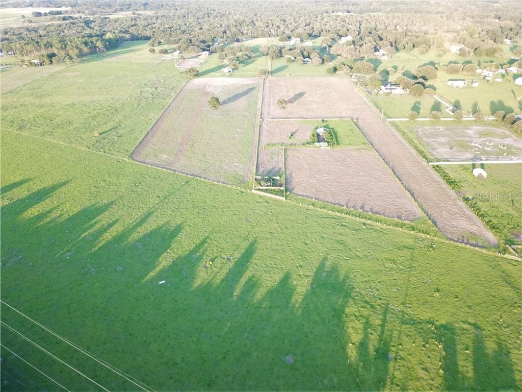 2013 POLO CLUB LANE LITHIA, FL 33547