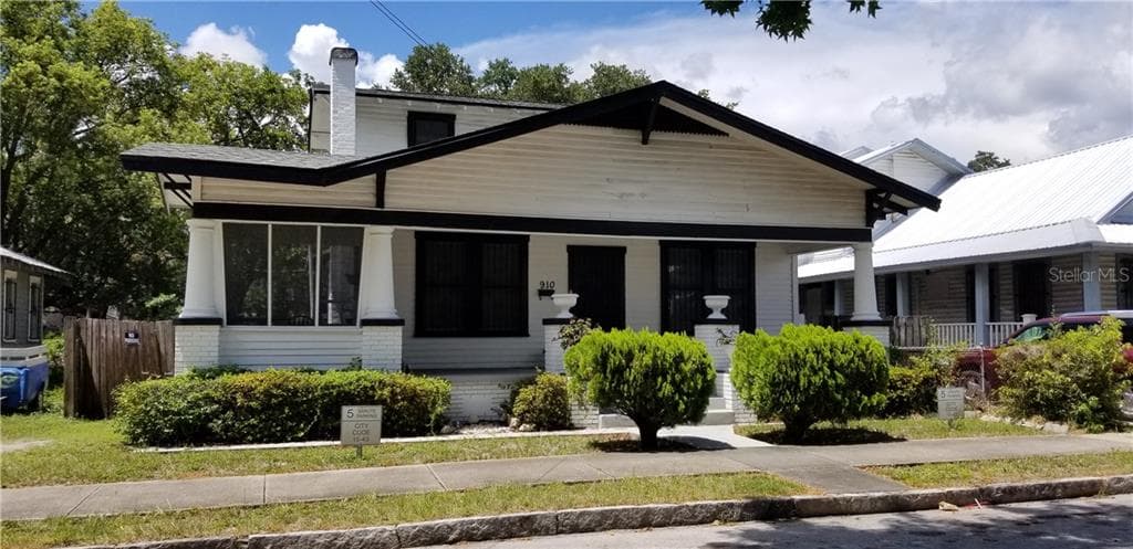 910 E SAINT CLAIR STREET TAMPA, FL 33605
