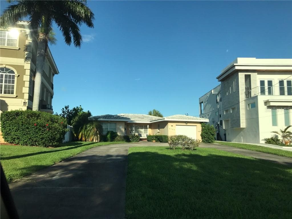 3127 BAYSHORE BOULEVARD NE ST PETERSBURG, FL 33703