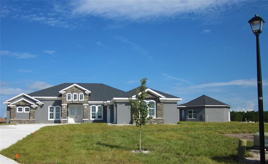 5202 LAKE ORTA WAY WIMAUMA, FL 33598