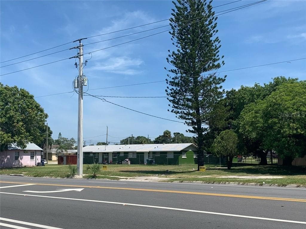 324 10TH STREET W PALMETTO, FL 34221
