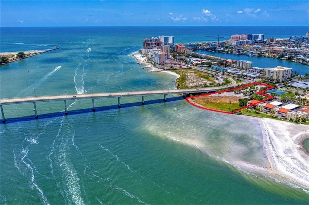 805 S GULFVIEW BOULEVARD CLEARWATER BEACH, FL 33767