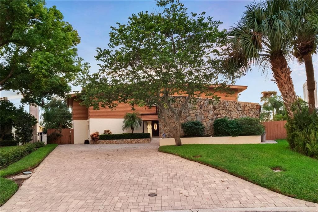 4953 W BAY WAY DRIVE