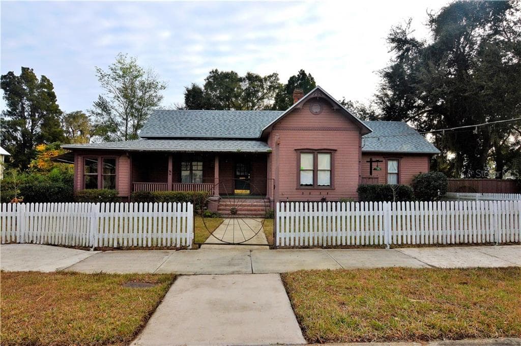 37714 CHURCH AVENUE DADE CITY, FL 33525