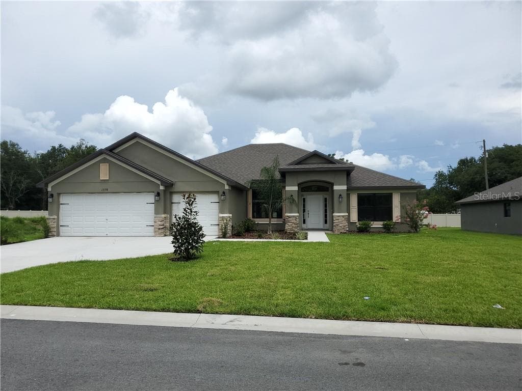 41327 STANTON HALL DRIVE DADE CITY, FL 33525