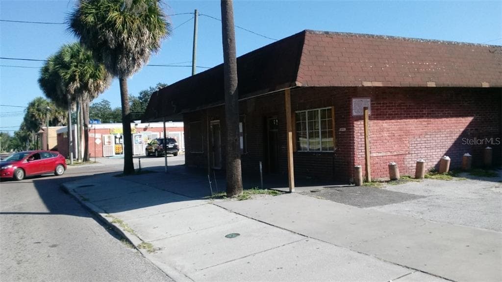 1107 N MARTIN LUTHER KING JR AVENUE CLEARWATER, FL 33755