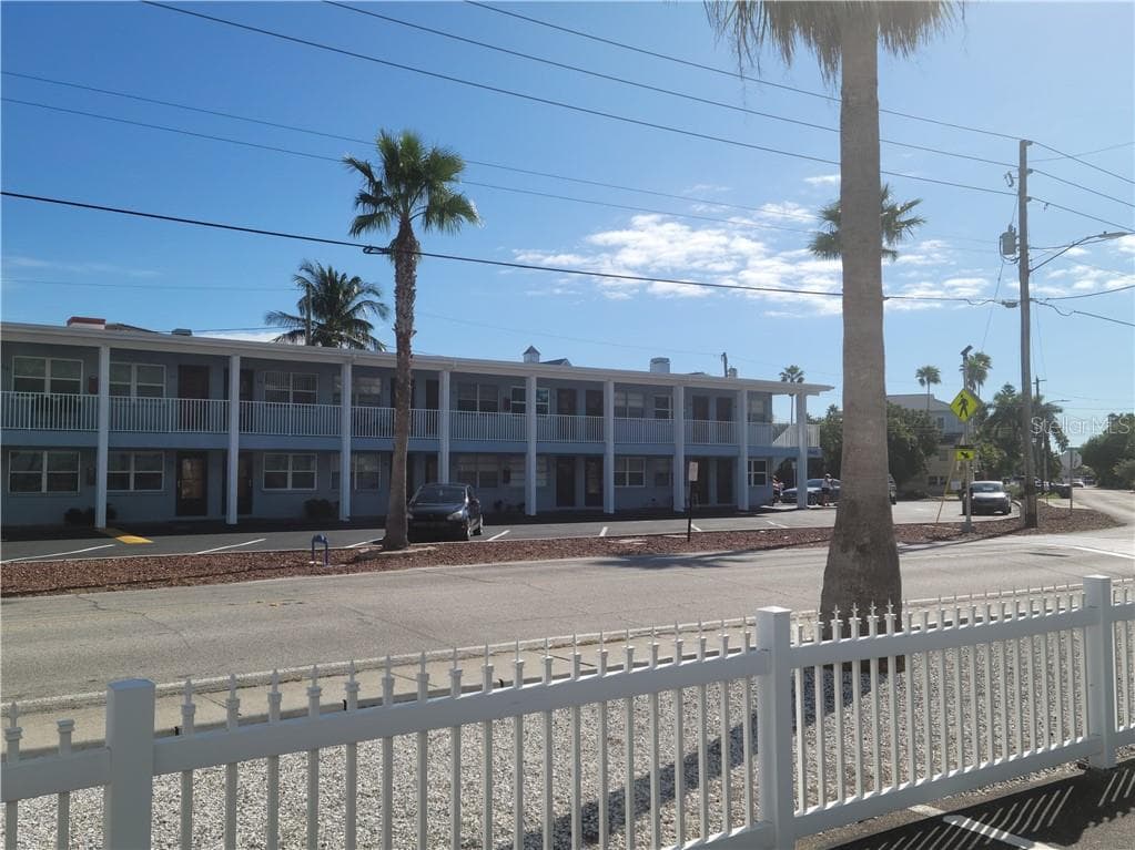 8465 W GULF BOULEVARD UNIT 58 TREASURE ISLAND, FL 33706