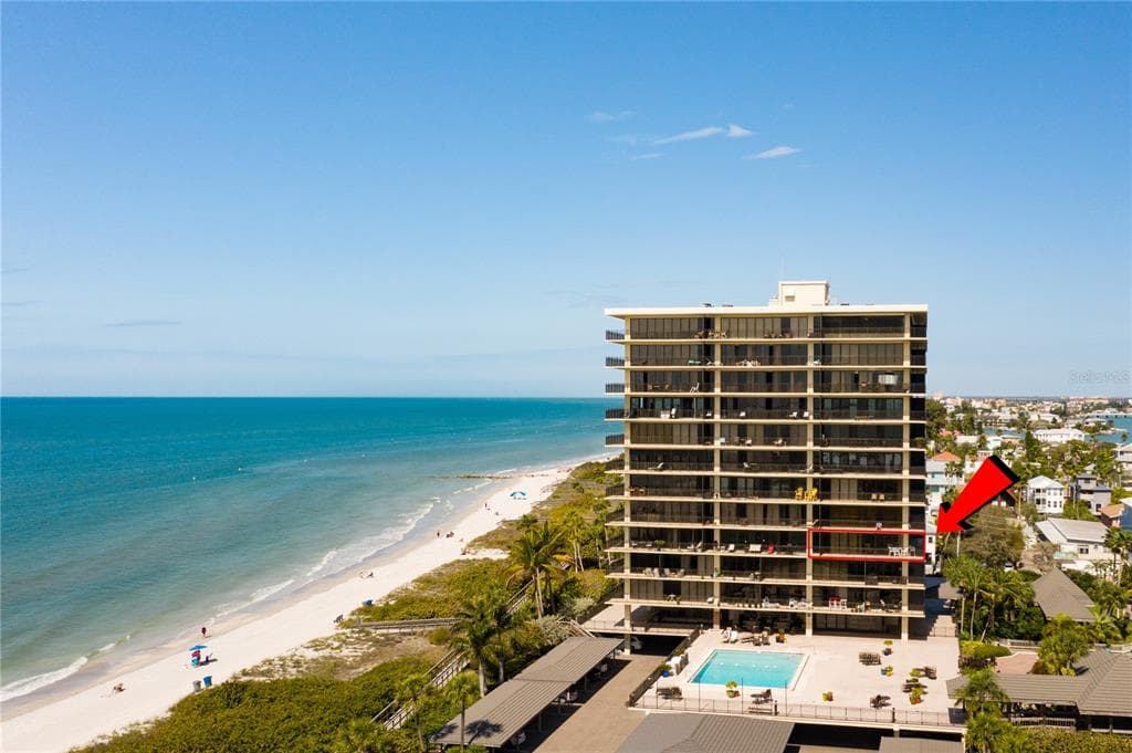 7650 BAYSHORE DRIVE UNIT 401 TREASURE ISLAND, FL 33706