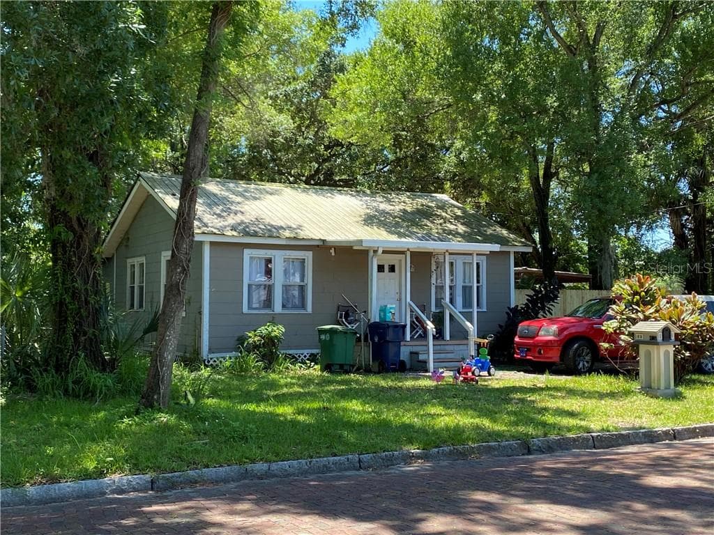 2009 SAXON STREET TAMPA, FL 33605