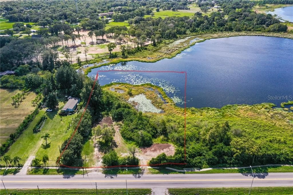 5575 STATE ROAD 674 WIMAUMA, FL 33598