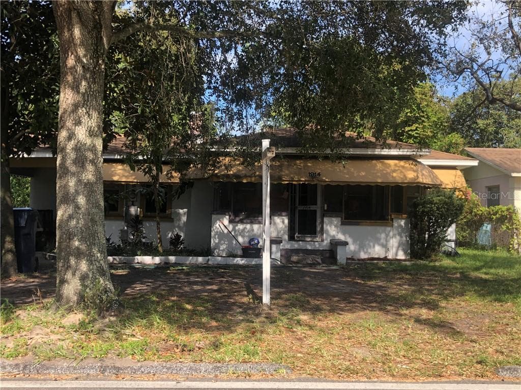 1914 E HANNA AVENUE TAMPA, FL 33610